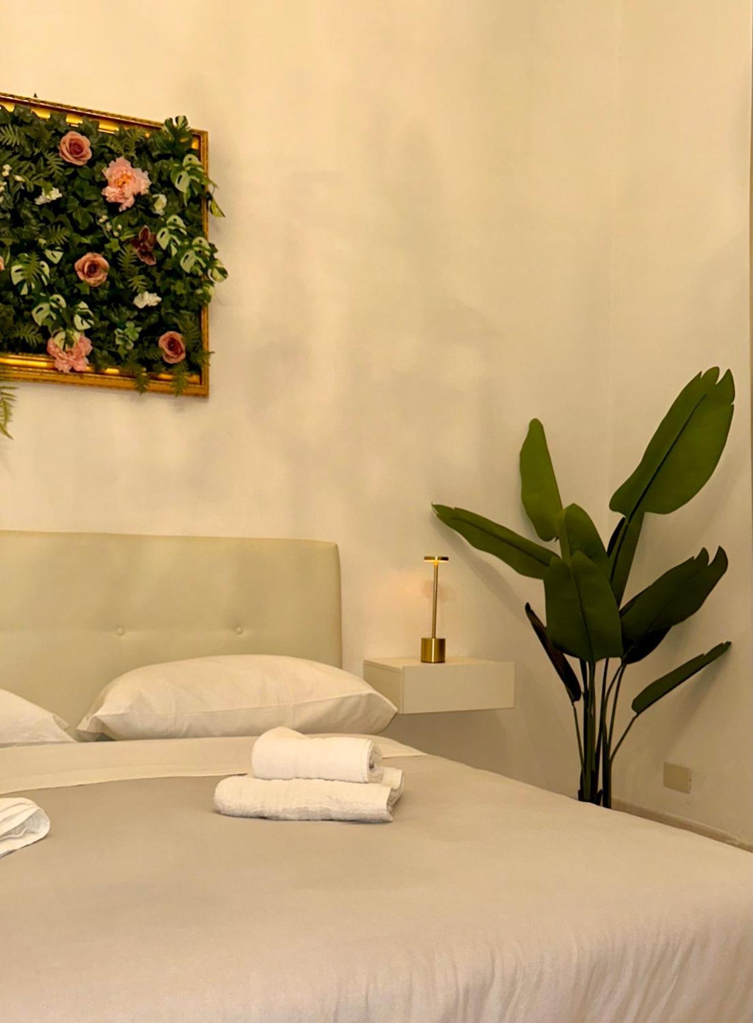 Golden Luxury Home - San Giovanni - 10 Min To Basilica Of San Giovanni - 25 Min To Colosseum Róma Kültér fotó